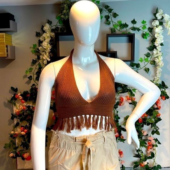 Almost famous the ultimate Boho Crochet Fringe Halter Top Brown Size Large RfFNB - Picture 4 of 14